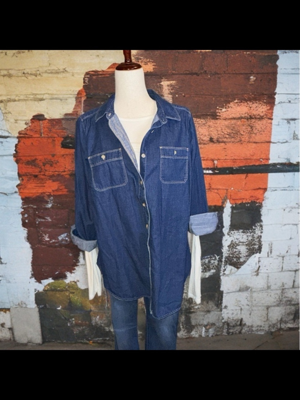Ladies button down tunic - Picture 2 of 7